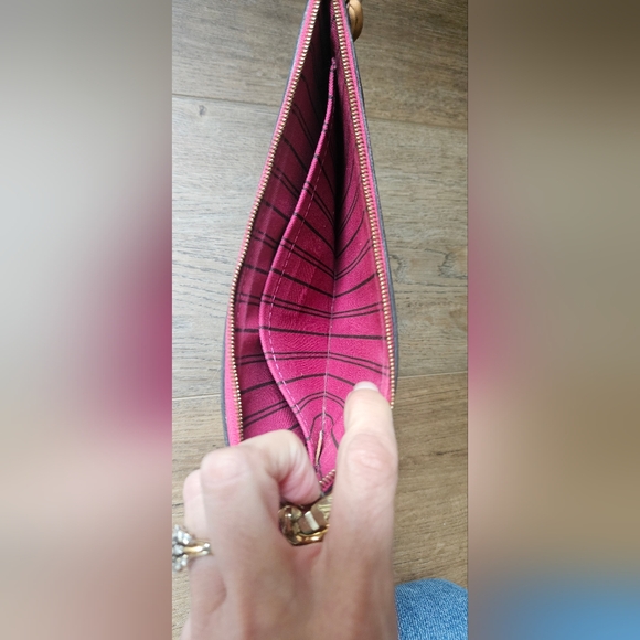 EUC LOUIS VUITTON MONOGRAM POUCHETTE for Neverfull MM - Picture 2 of 9